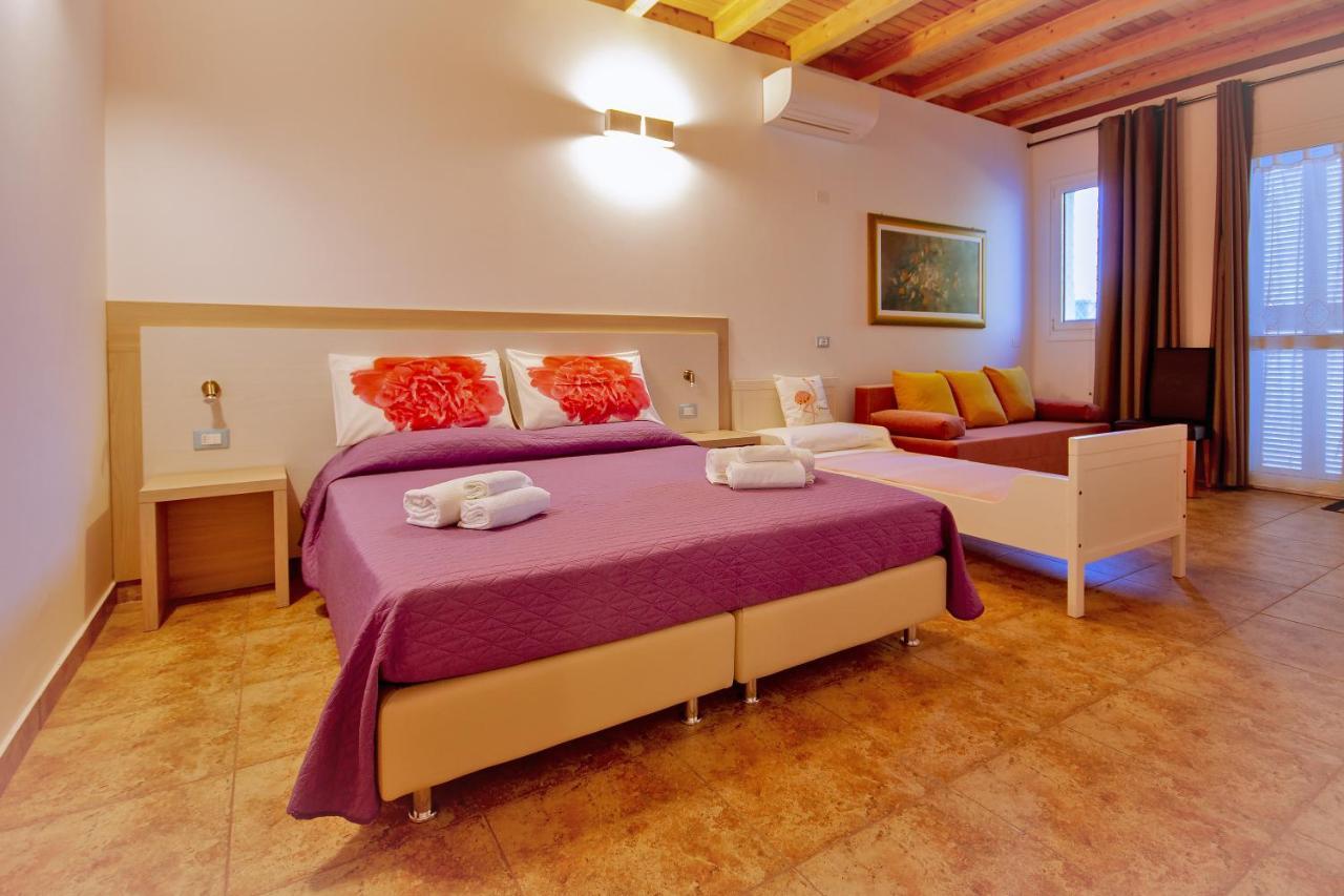 Il Sole Nel Mare - Lido Di Volano Bed & Breakfast Comacchio Exterior photo