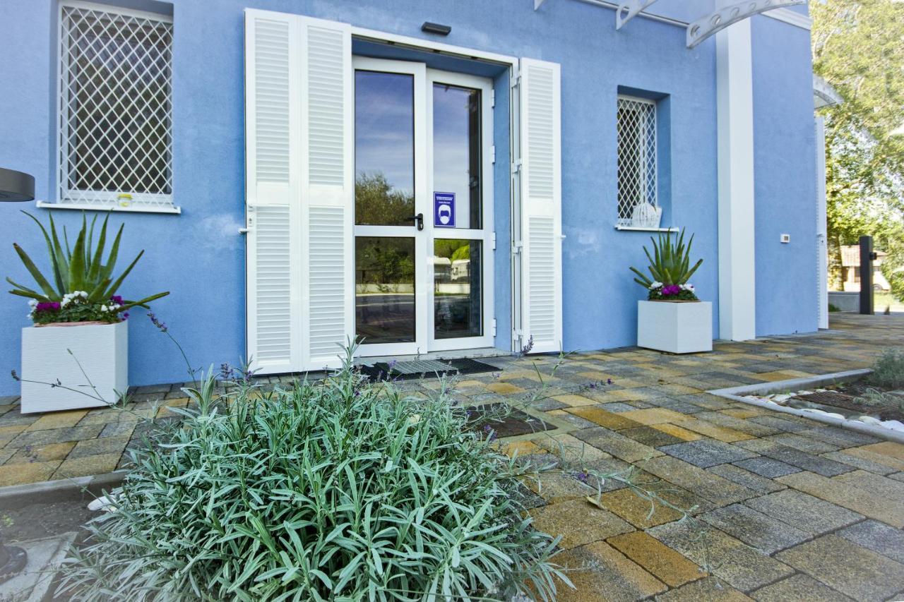 Il Sole Nel Mare - Lido Di Volano Bed & Breakfast Comacchio Exterior photo